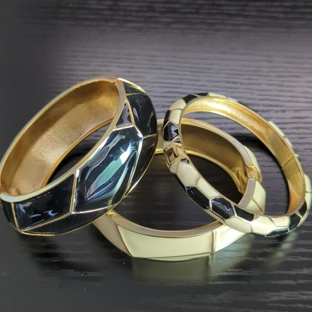 3 enamel bangles, black and white - Picture 7 of 8
